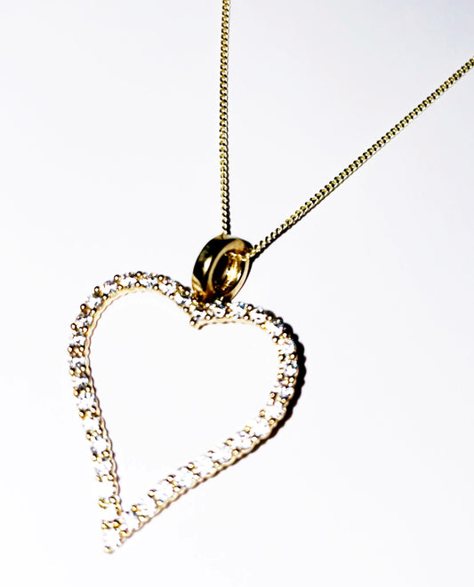 YELLOW GOLD DIAMOND HEART NECKLACE