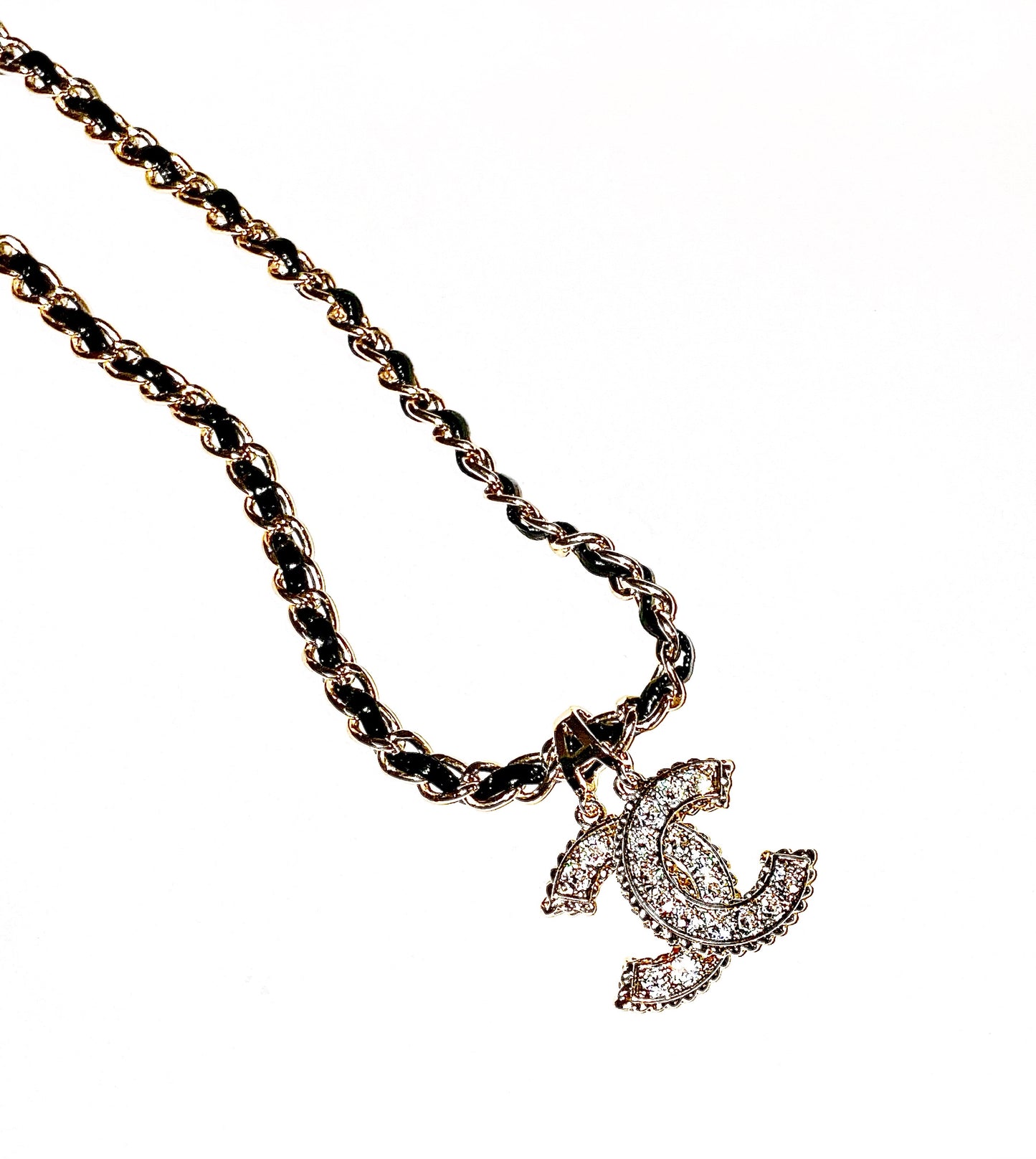 CICI LEATHER CHAIN STRAP NECKLACE