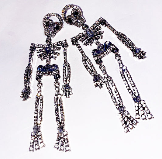 DIAMOND SKULL DROP STUDS